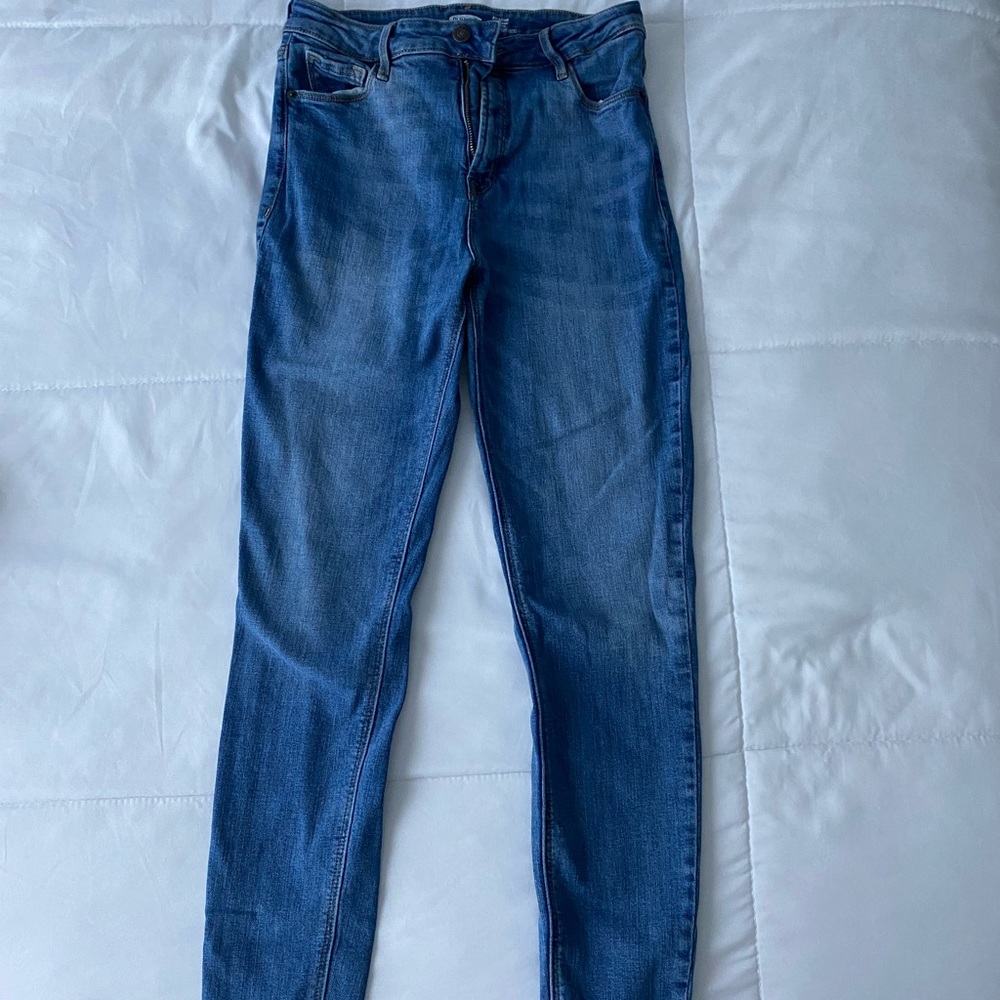 Old Navy Rockstar High Wasted Skinny Jeans